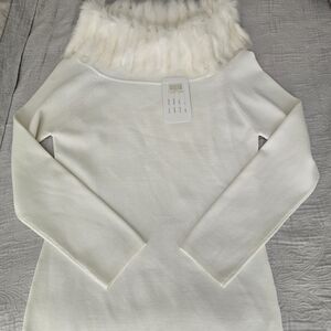 Lisa International Cream Sweater with Faux Fur Neckline. SIZE SMALL